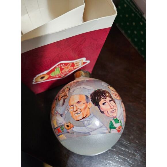 Hallmark 1995 Keepsake Artist Glass Ball Expo Event KOC Christmas Ornament - Picture 1 of 4